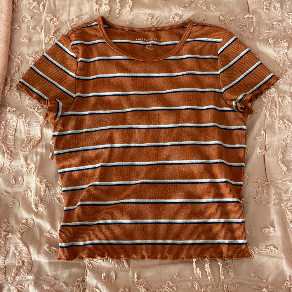 Cropped t-shirt from American Eagle
